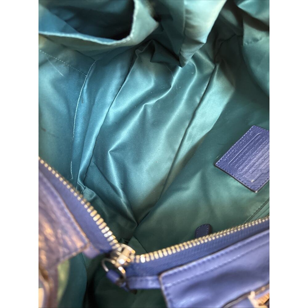 Coach Carrie Tote Blue Pebbled Leather Shoulder Bag F23284 green lining 2 handle - Picture 8 of 12